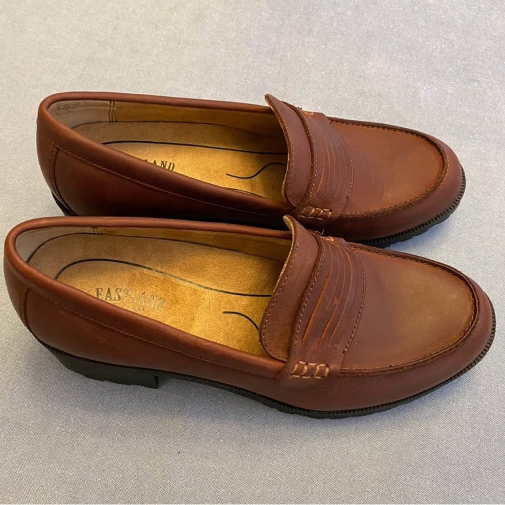 NWOT Eastland Women's Newbury Penny Loafer - Brown - Picture 4 of 8